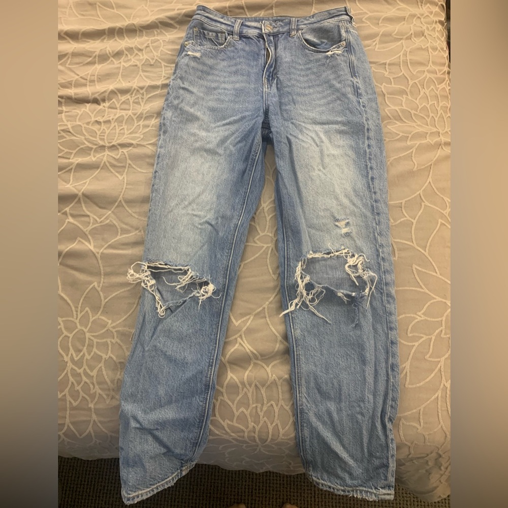 Ripped jeans